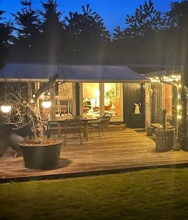 Summer House In Tisvilde 度假居